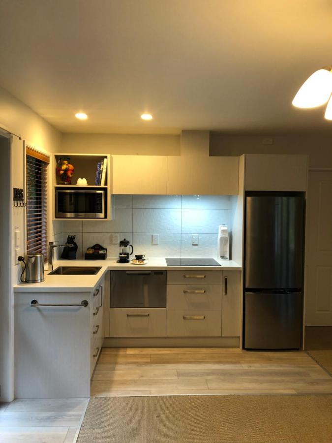 Cherrywood Cottage Акароа Екстериор снимка