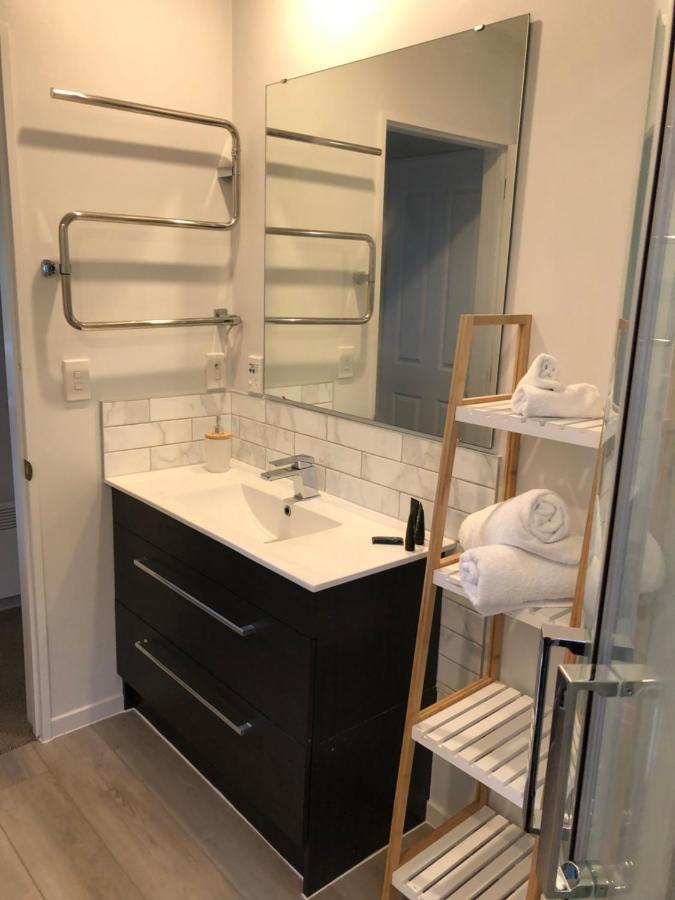 Cherrywood Cottage Акароа Екстериор снимка