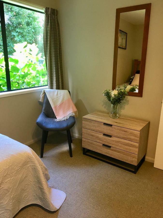Cherrywood Cottage Акароа Екстериор снимка