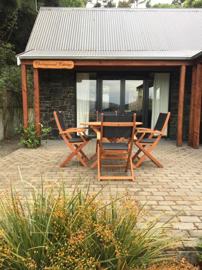Cherrywood Cottage Акароа Екстериор снимка